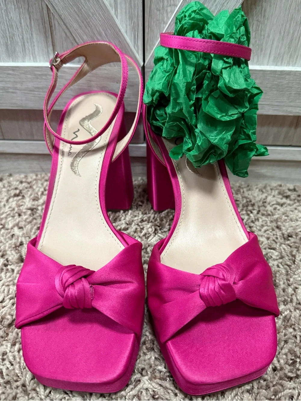 Nina Hot Pink Knot Platform Block Heel Sandals (9.5-10)